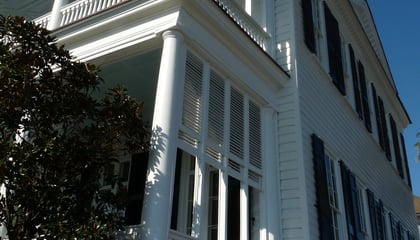 Charleston Porch End